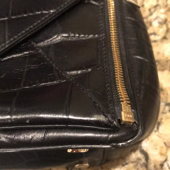 Diane Von Furstenberg DVF Secret Agent Tote Bag Purse Black Croc Embossed HTF - Picture 16 of 16